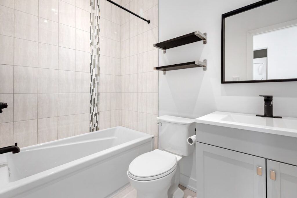 Photo Bathroom Plumbing Repair