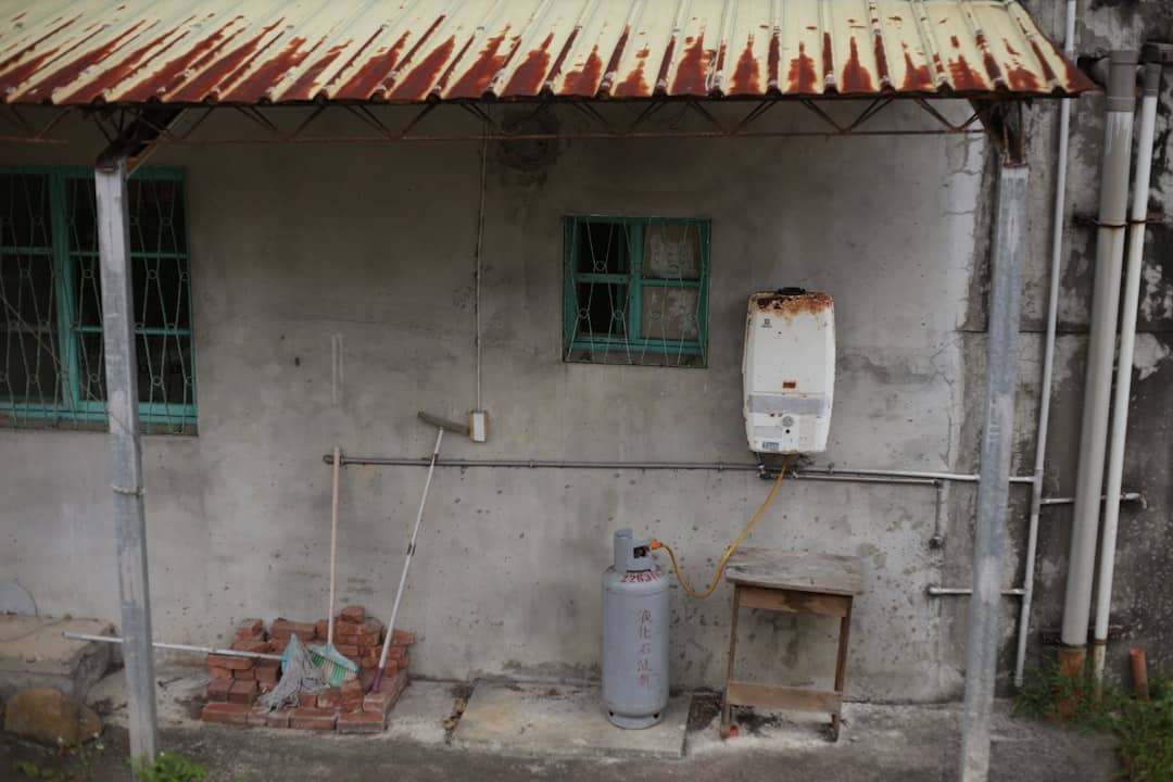 Photo Water Heater Installation
