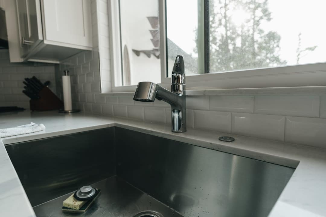 Photo Kitchen Plumbing Installation