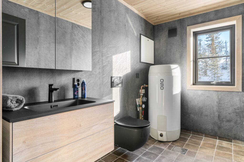 Photo Water Heater Repair
