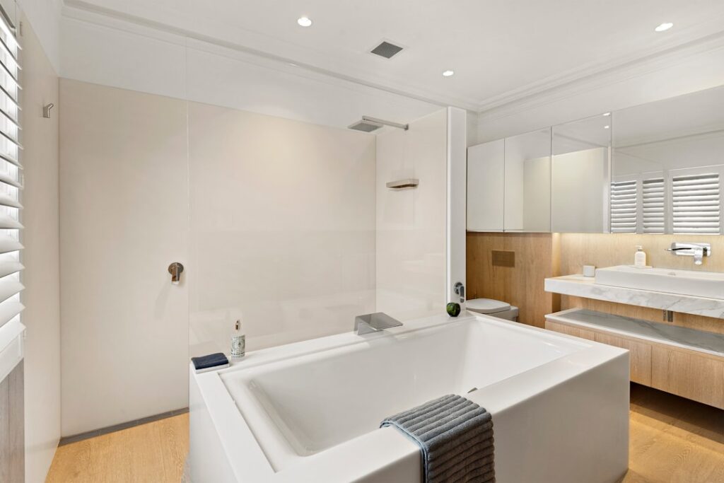Photo Bathroom Plumbing Installation