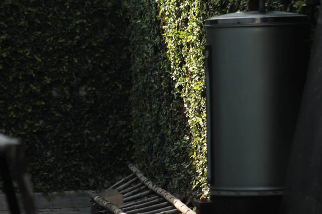 Photo Water Heater Installation